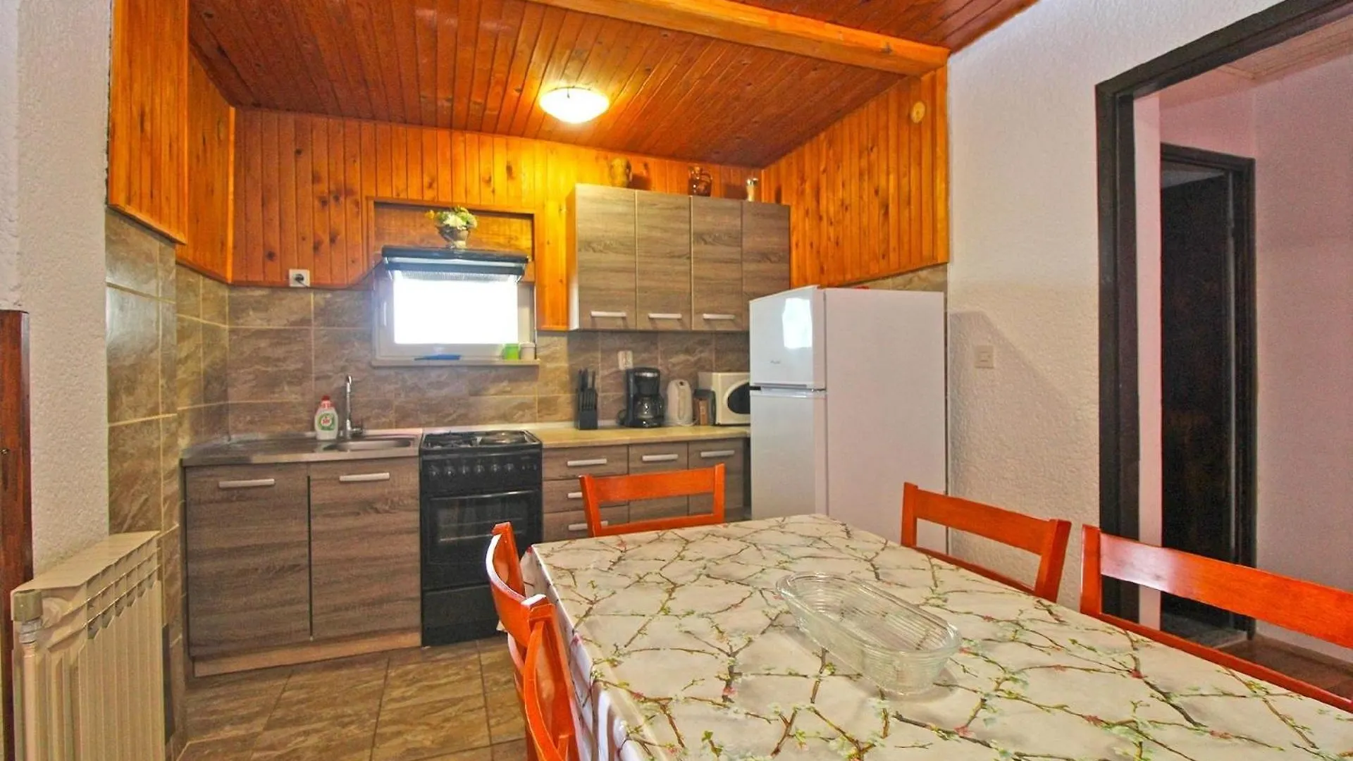Ferienwohnung Fuer 6 Personen Ca 90 Qm In Fazana, Istrien Istrische Riviera Valbandon 0*,  Croatia