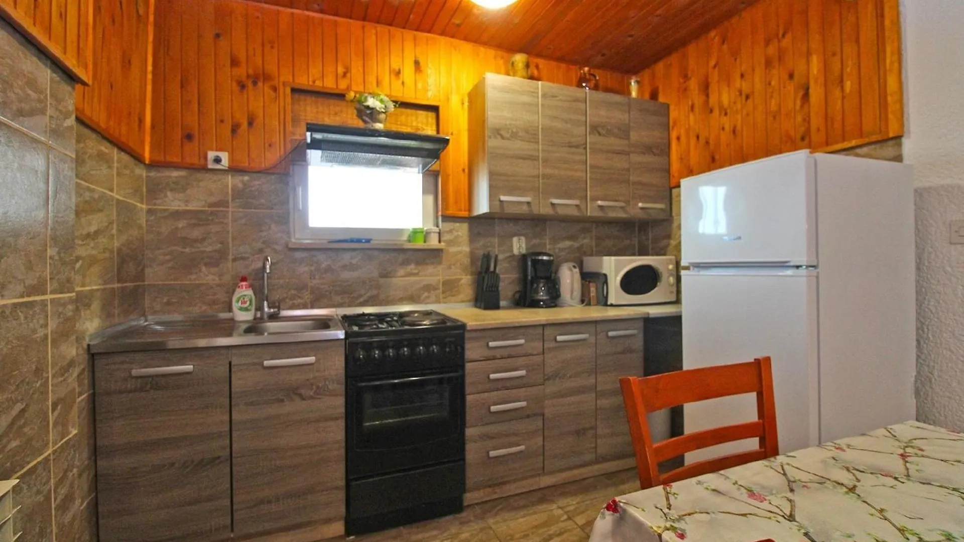 Apartment Ferienwohnung Fuer 6 Personen Ca 90 Qm In Fazana, Istrien Istrische Riviera Valbandon Croatia