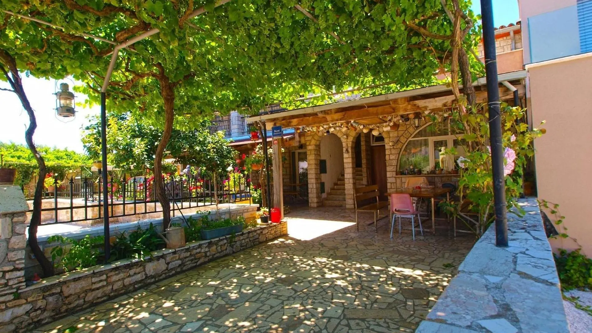 Ferienwohnung Fuer 6 Personen Ca 90 Qm In Fazana, Istrien Istrische Riviera Valbandon Croatia